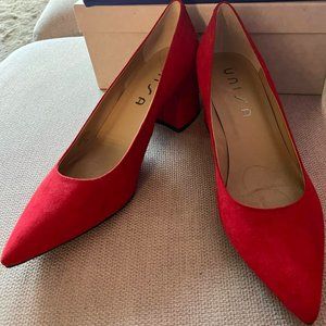 Unisa red suede low heel